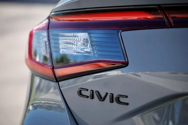 New 2026 Urban Gray Pearl Honda Sport Touring image 13