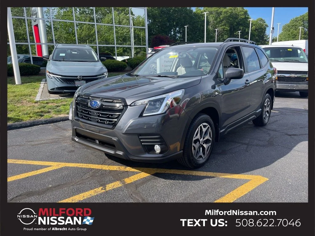 2022 Subaru Forester Premium's photo