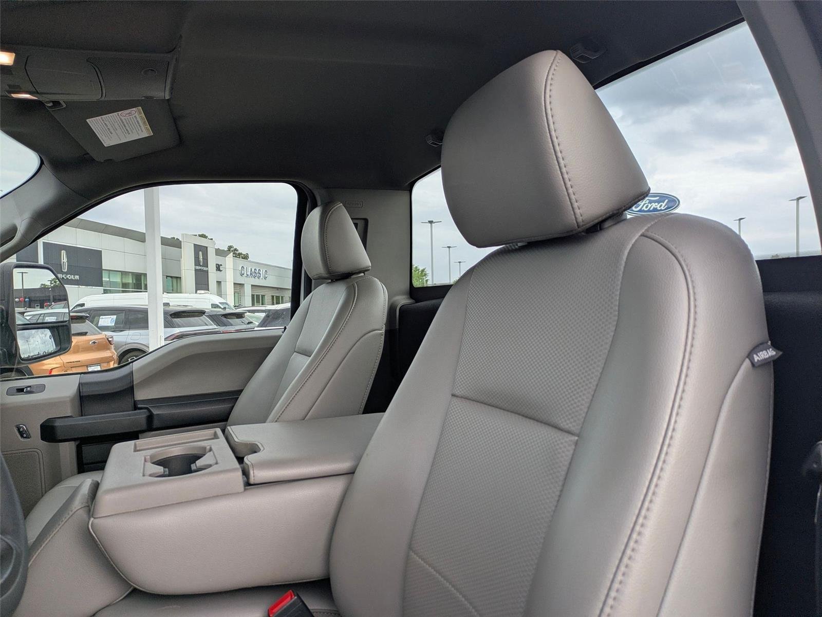 Used 2022 Oxford White Ford XL image 14