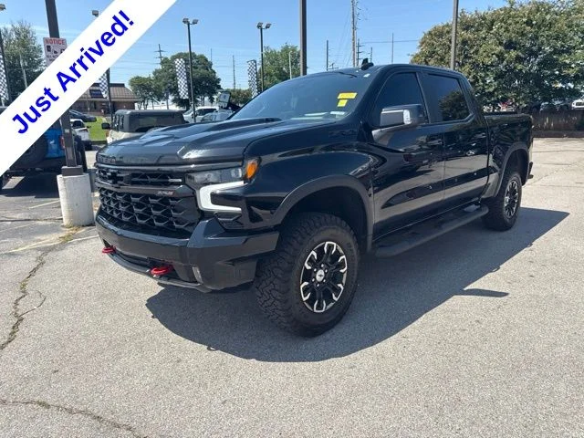 Used 2022 Black Chevrolet ZR2 image 7