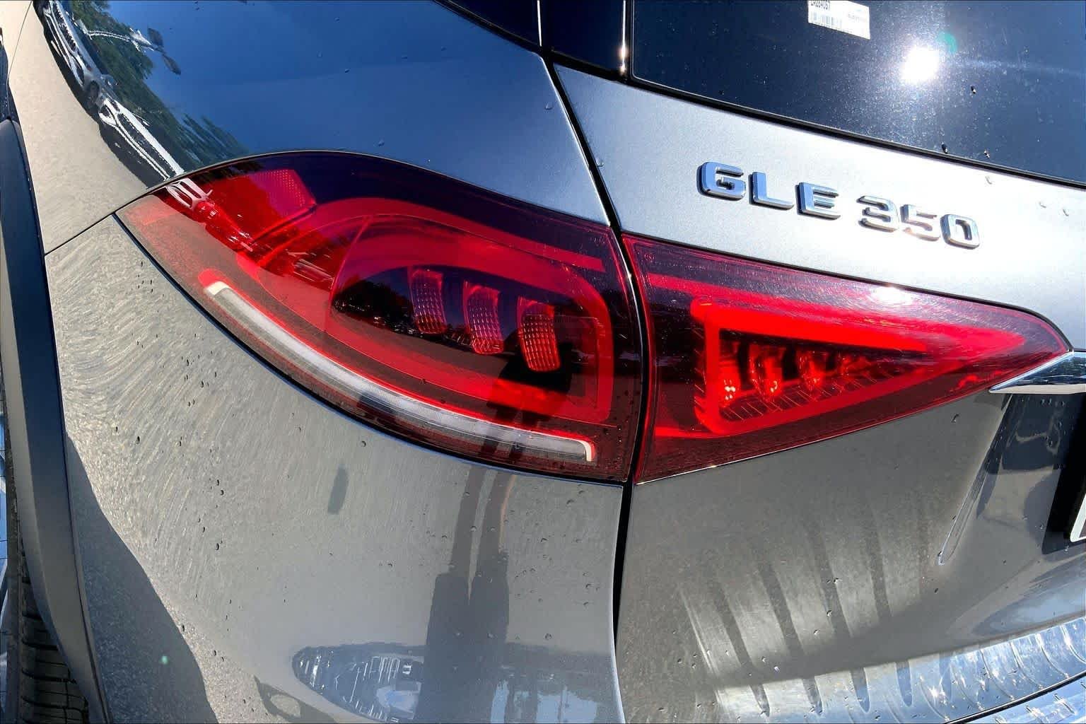 Used 2020 Selenite Grey Metallic Mercedes-Benz GLE 350 image 28