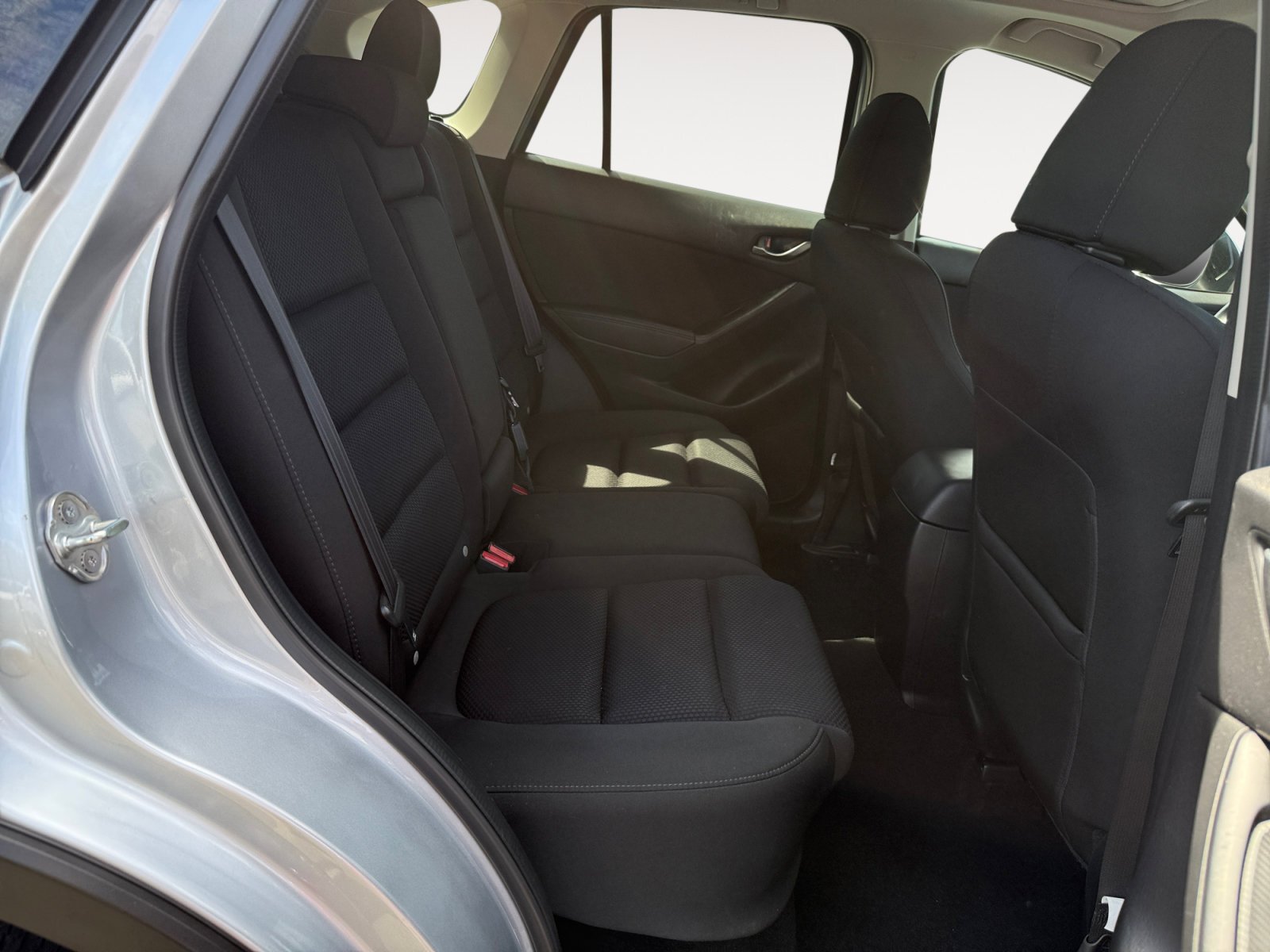 Used 2016 Sonic Silver Metallic Mazda Touring image 18