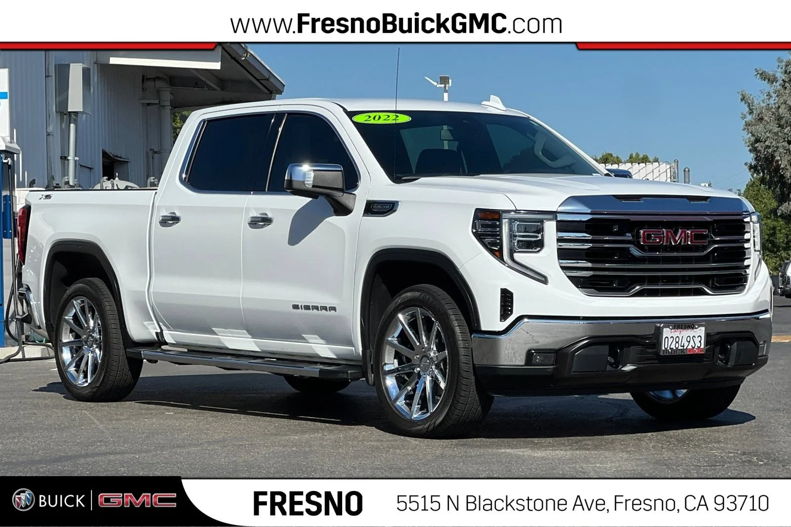 Used 2022 Summit White GMC SLT image 1