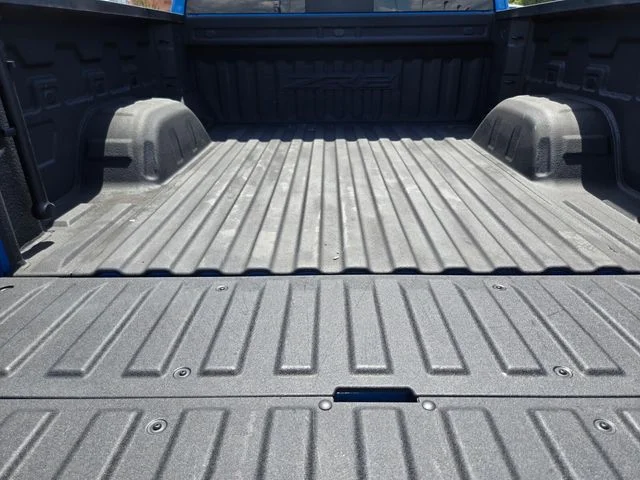 Used 2022 Blue Chevrolet ZR2 image 16