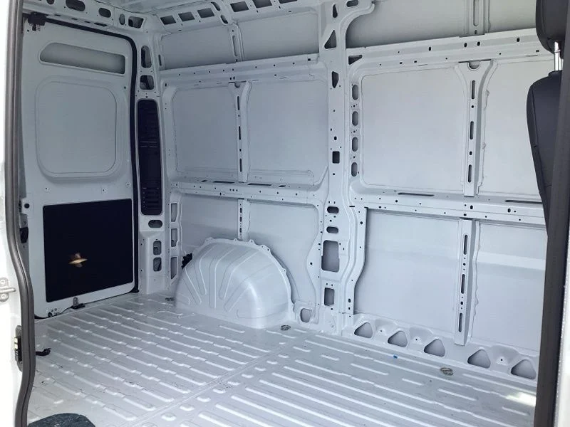 New 2026 Bright White Clear-Coat Exterior Paint RAM High Roof image 13
