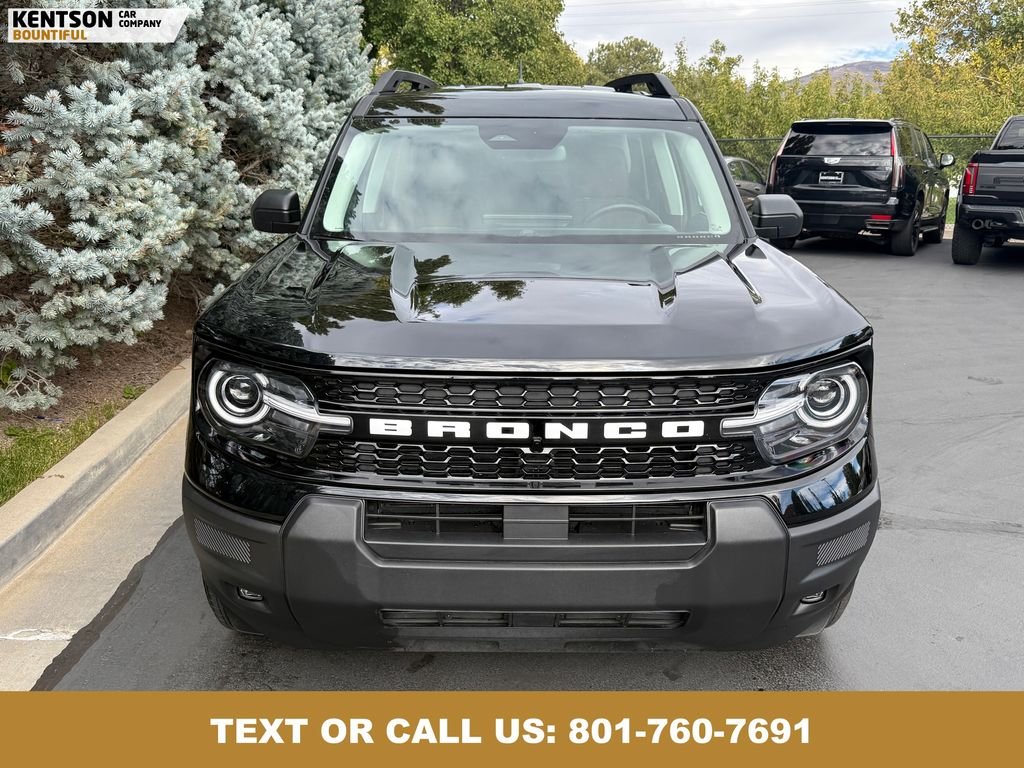 2025 Ford Bronco Sport Outer Banks photo 2