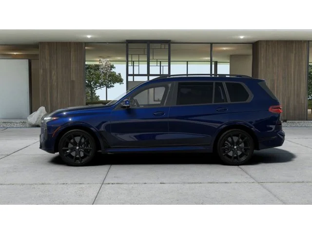 New 2027 Tanzanite Blue II Metallic BMW X7 image 4