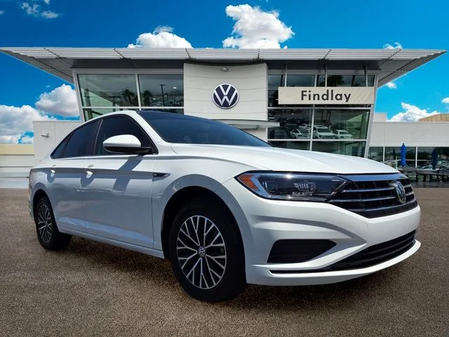 Used 2019 White Volkswagen SEL image 2