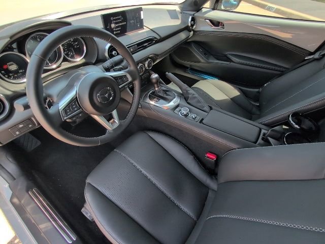 2025 Mazda MX-5 Miata RF Grand Touring - Photo 16