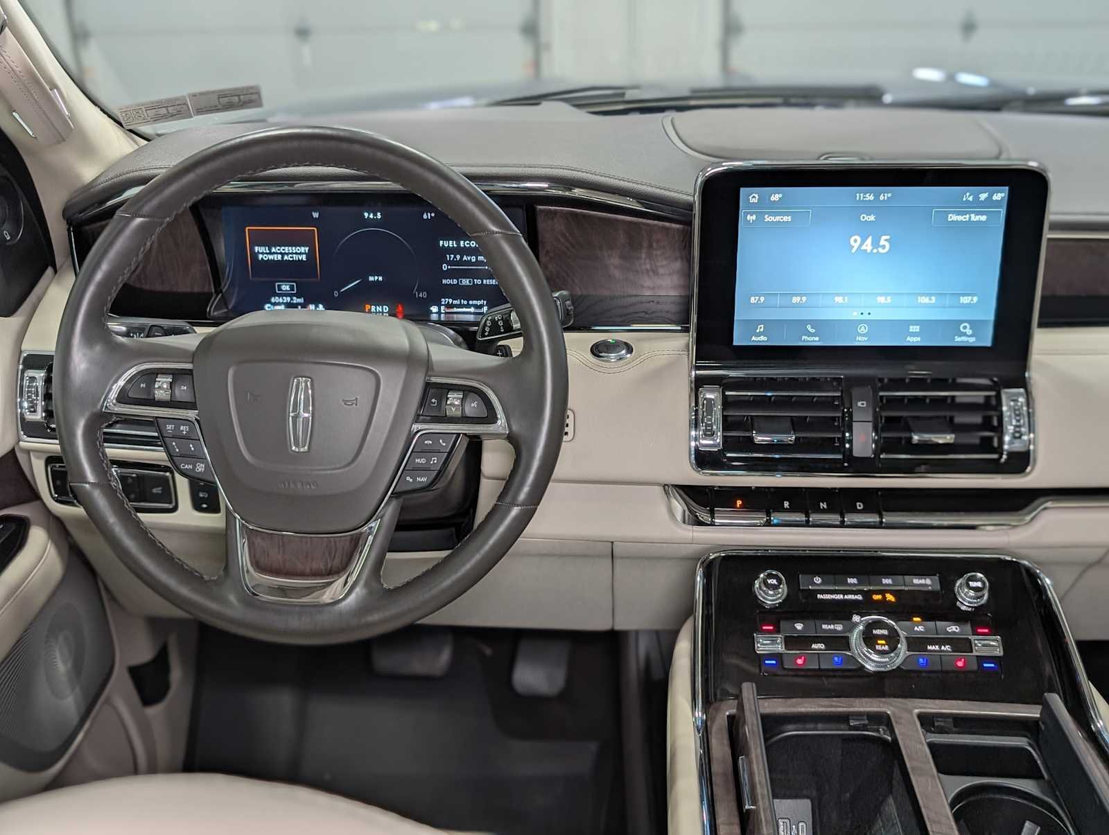 Used 2020 Rhapsody Blue Lincoln Reserve image 5