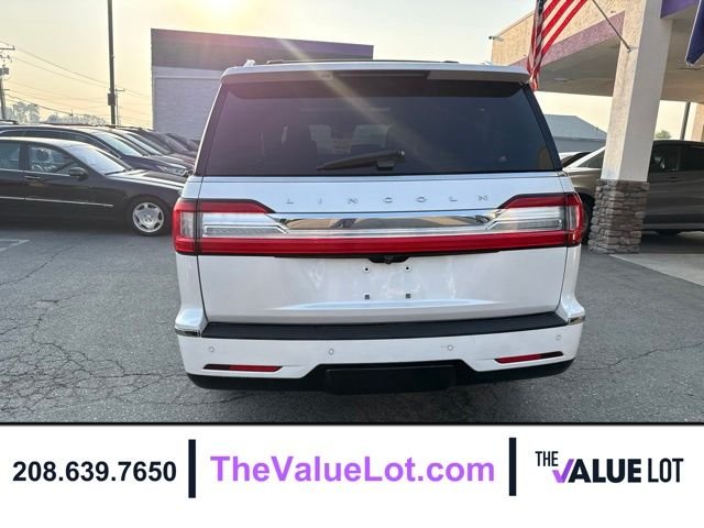 Used 2018 White Lincoln Reserve image 5