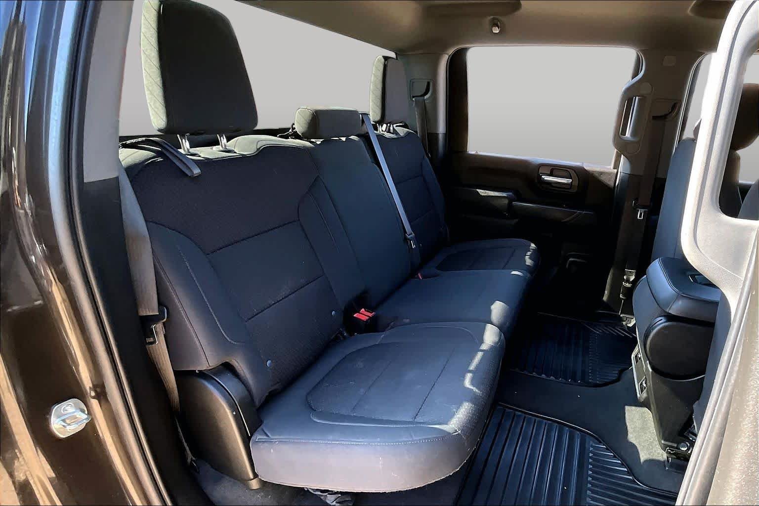 Used 2021 Oxford Brown Metallic Chevrolet Custom image 18