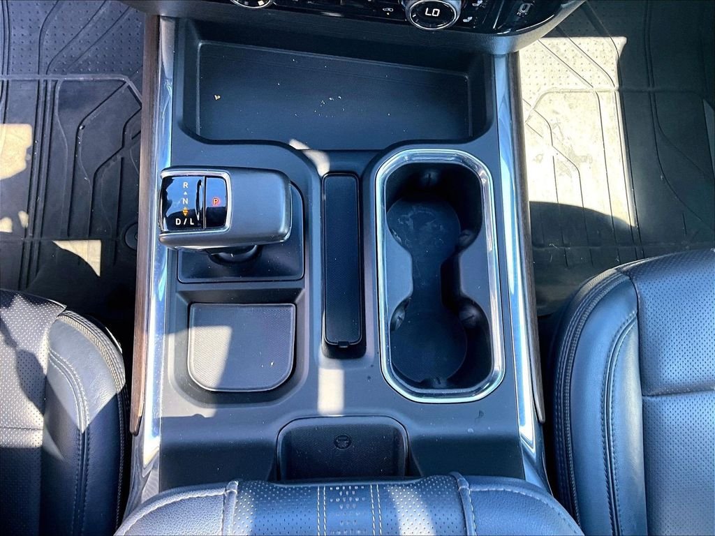 Used 2022 Beige Chevrolet High Country image 19