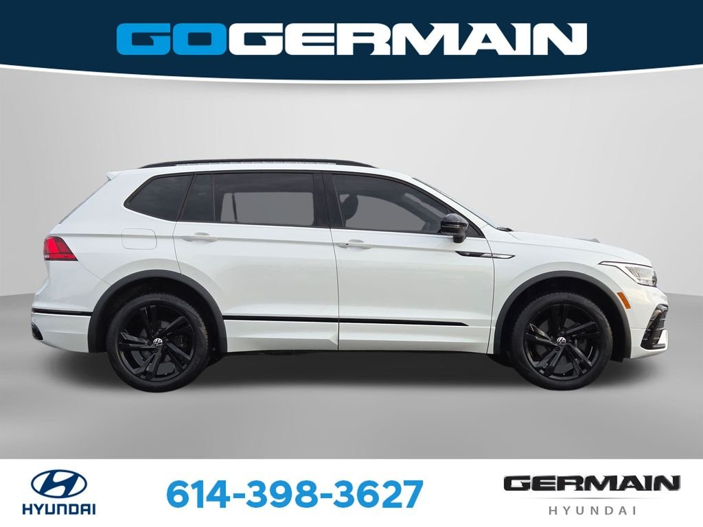Used 2024  Volkswagen 2.0T SE R-Line Black image 6