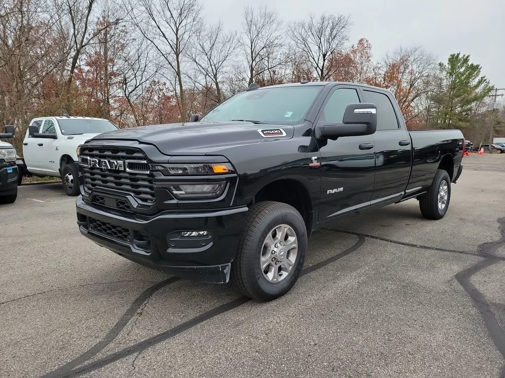 New 2026 Diamond Black Crystal Pearl-Coat Exterior Paint RAM Big Horn image 2