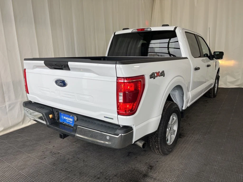 Used 2023 White Ford XL image 29