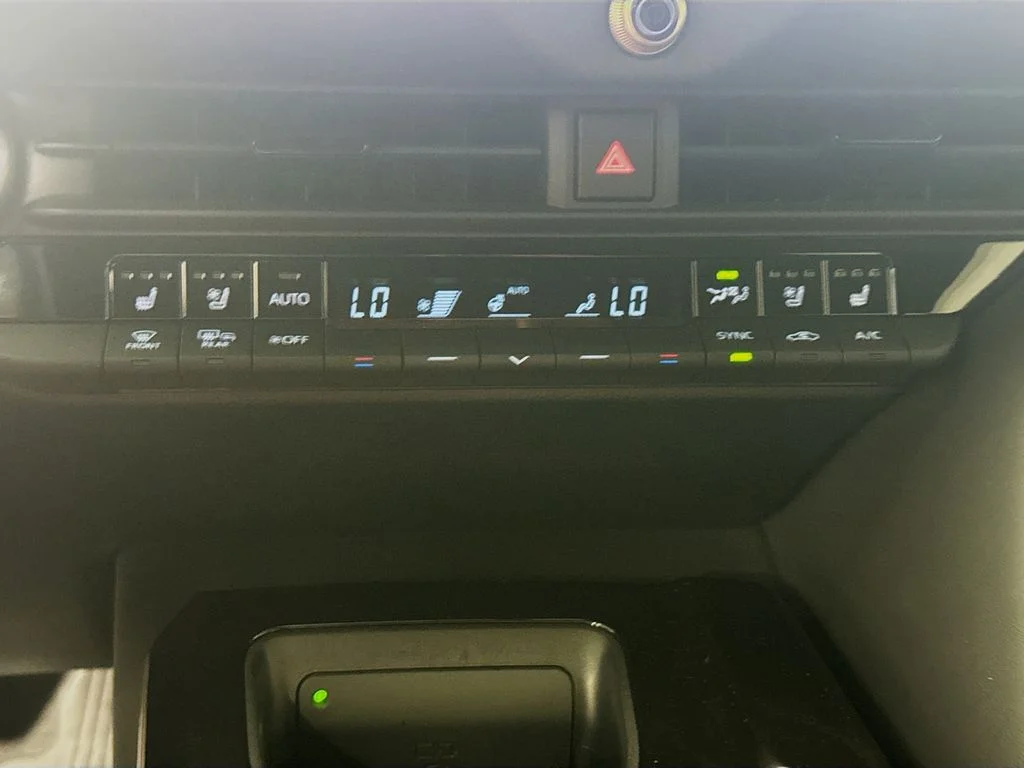 Certified Used 2025 Bronze Age Toyota Limited image 16