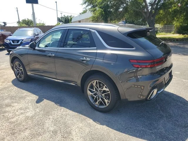 Used 2023 Makalu Gray Genesis 2.5T image 3