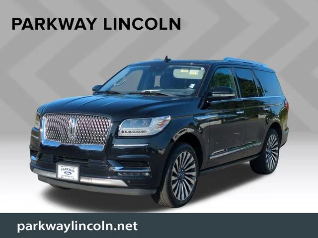 Used 2019 Black Lincoln Reserve image 1