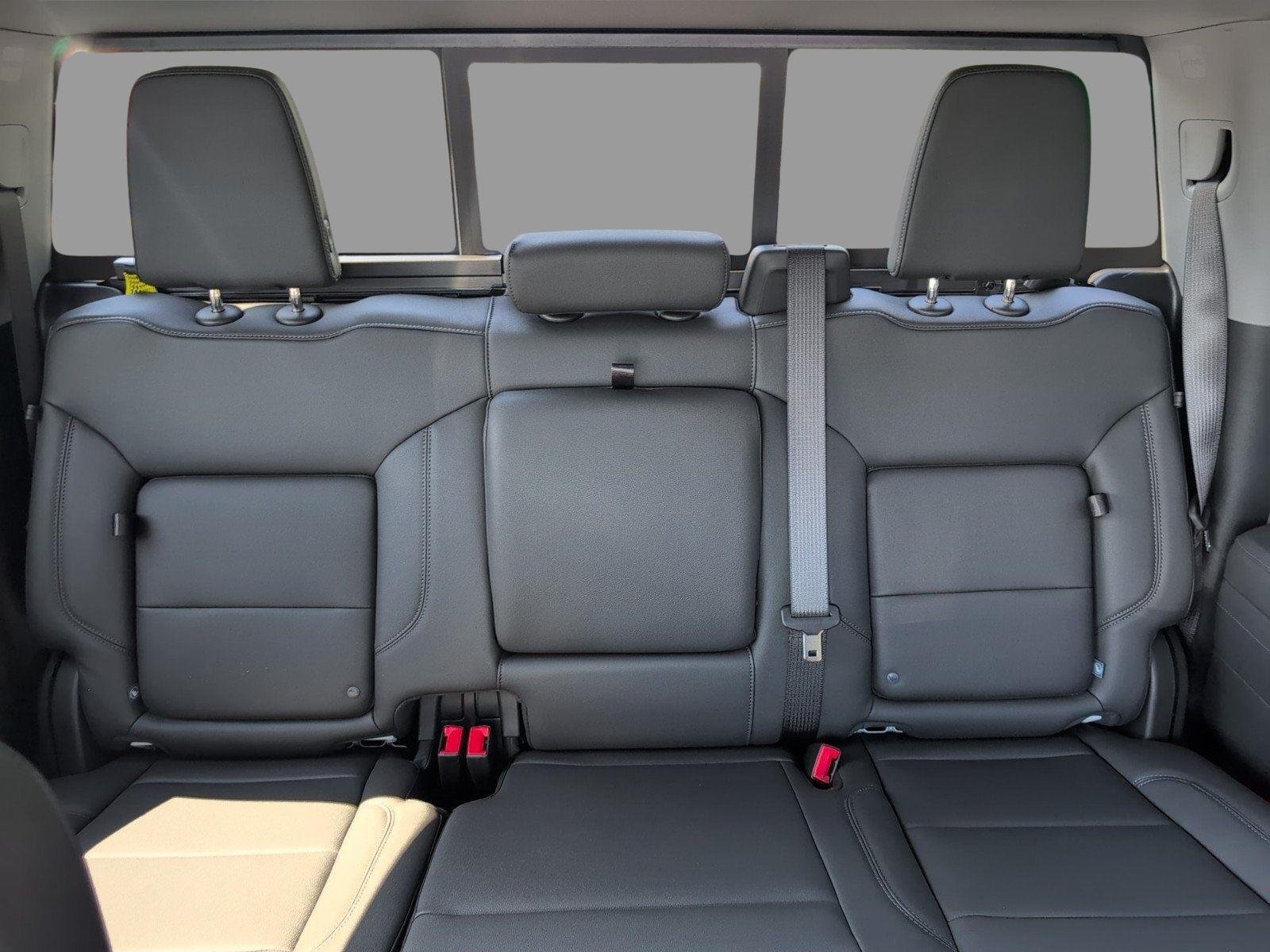 New 2026 Summit White GMC Elevation image 31