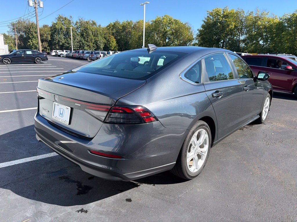 Used 2024 Meteorite Gray Metallic Honda LX image 5