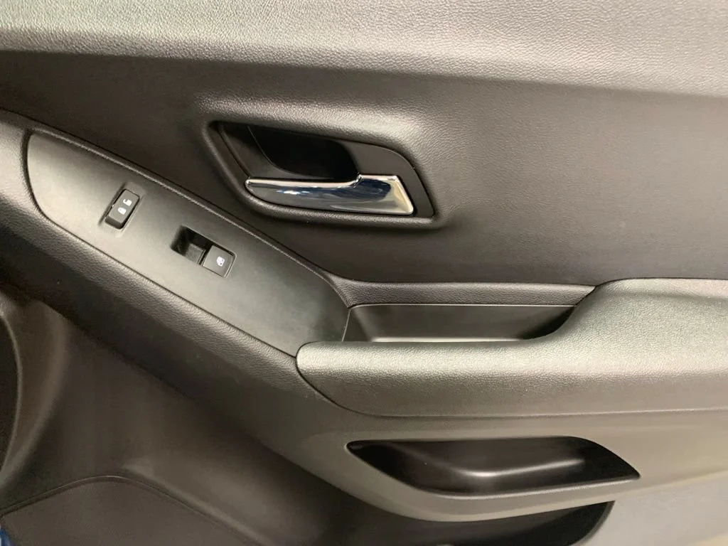 Used 2019 PACIFIC BLUE METALLIC Chevrolet LT image 17