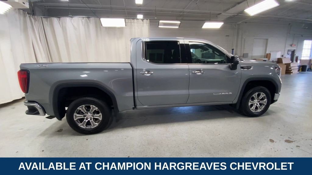 Certified Used 2025 Sterling Metallic GMC SLT image 11