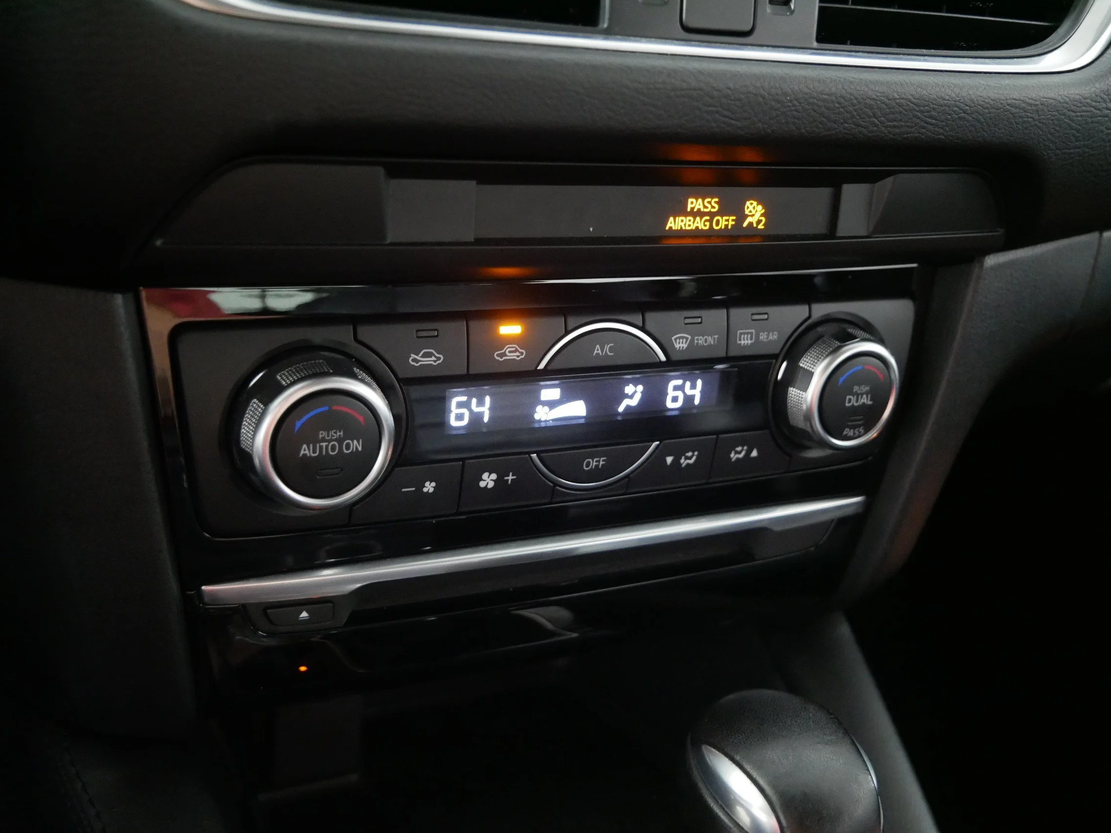 Used 2017 Deep Crystal Blue Mazda Touring image 23