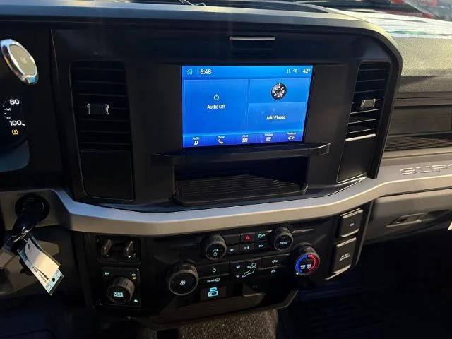 New 2025 Oxford White Ford F-350® XL image 9