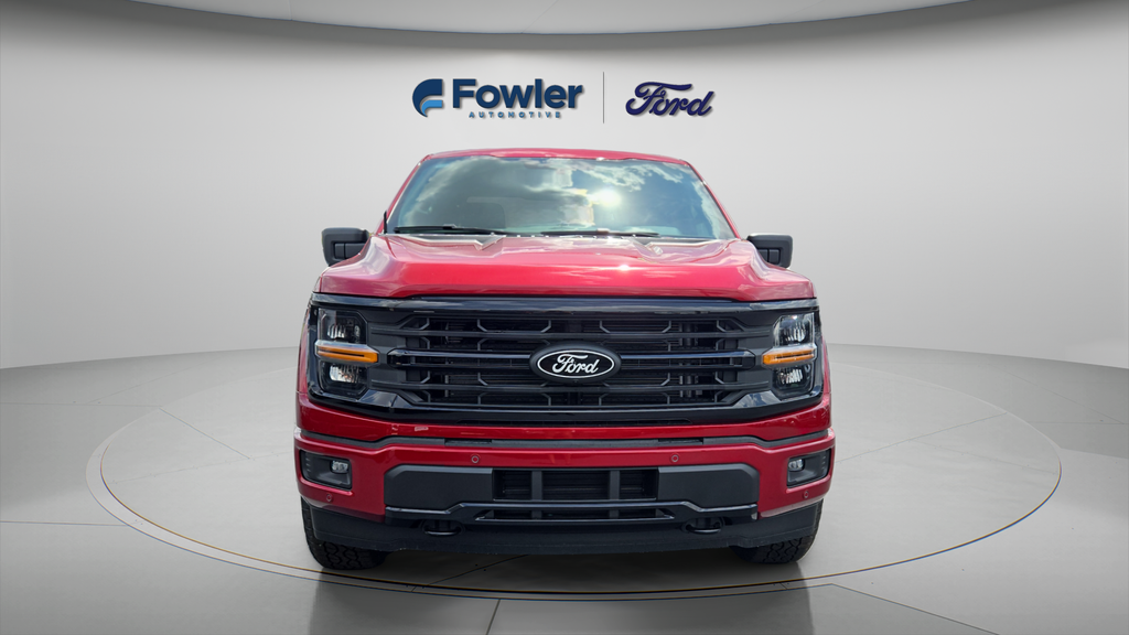 New 2026 Ruby Red Metallic Tinted Clearcoat Ford XLT image 2