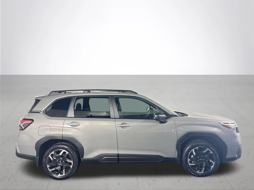 New 2026 RIVER ROCK PEARL Subaru Limited image 5
