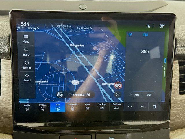 Used 2022  Ford Limited image 13