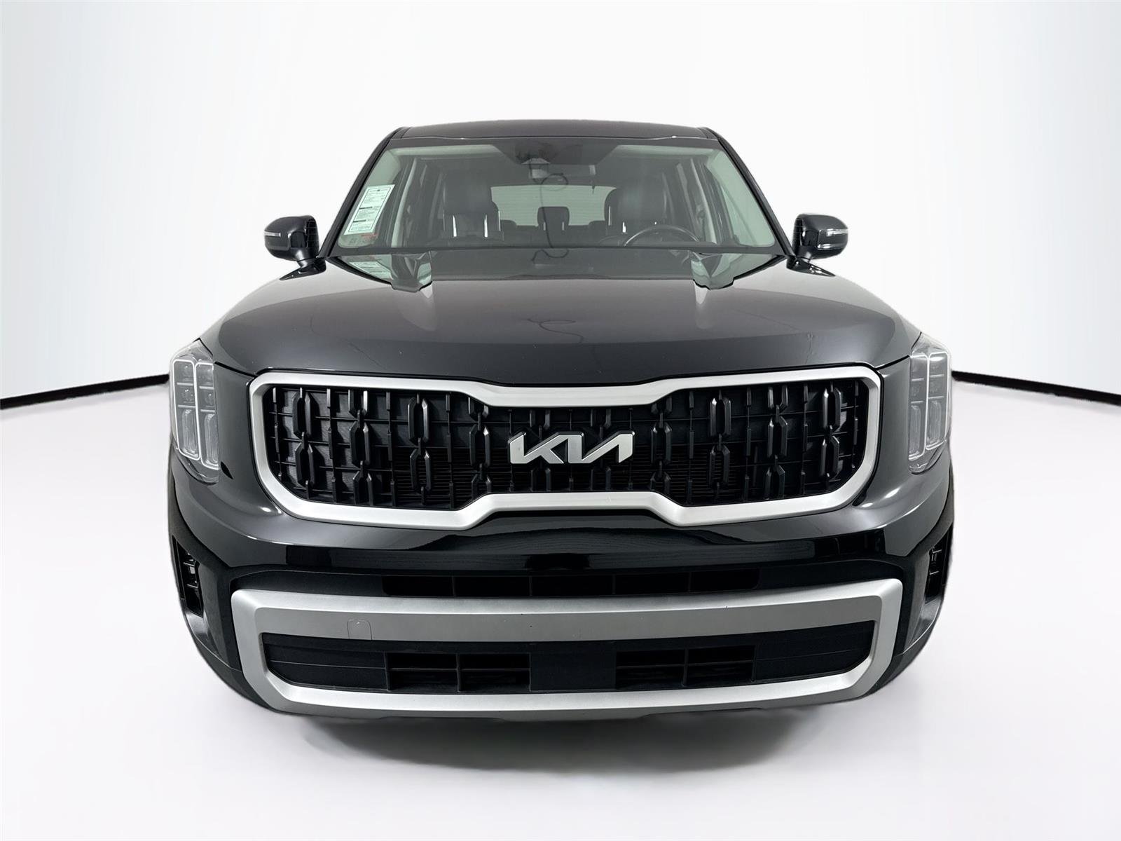 Used 2023 Ebony Black Kia LX image 8