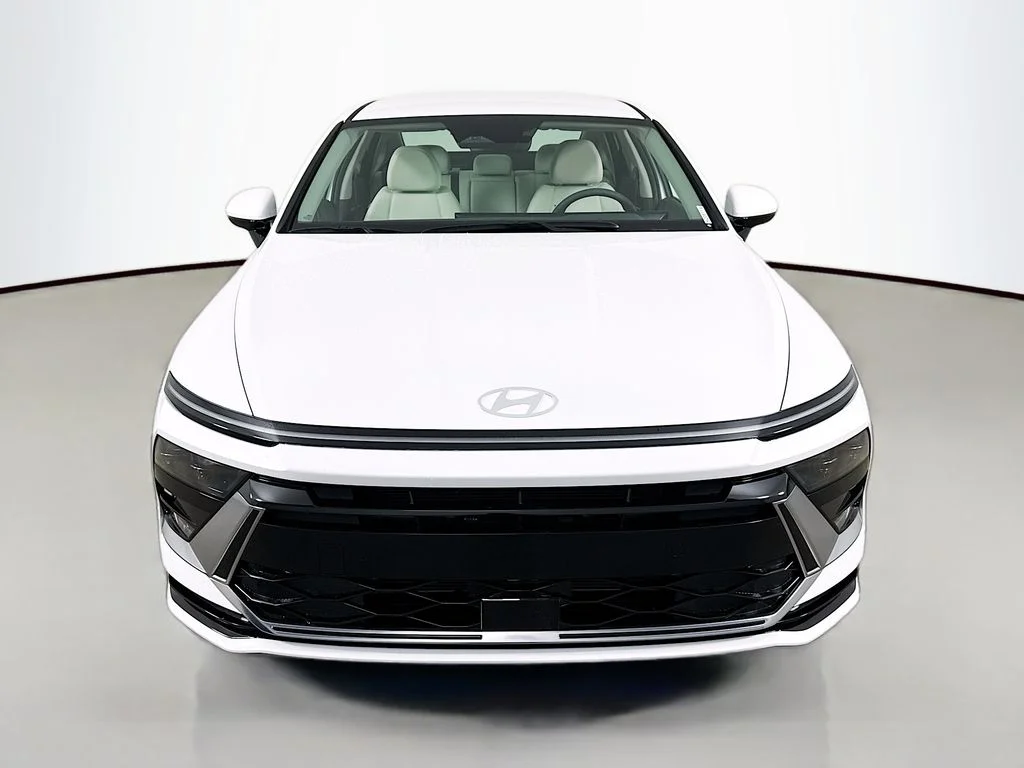 New 2026 Serenity White Hyundai SEL Sport image 2