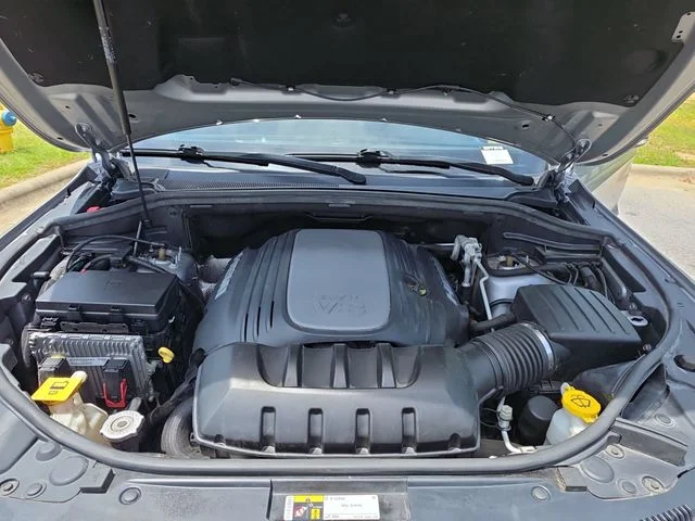 Used 2018 Silver Jeep Overland image 31