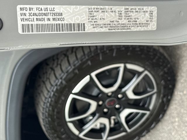 New 2026 Sting-Gray Clear-Coat Exterior Paint Jeep Trailhawk image 26