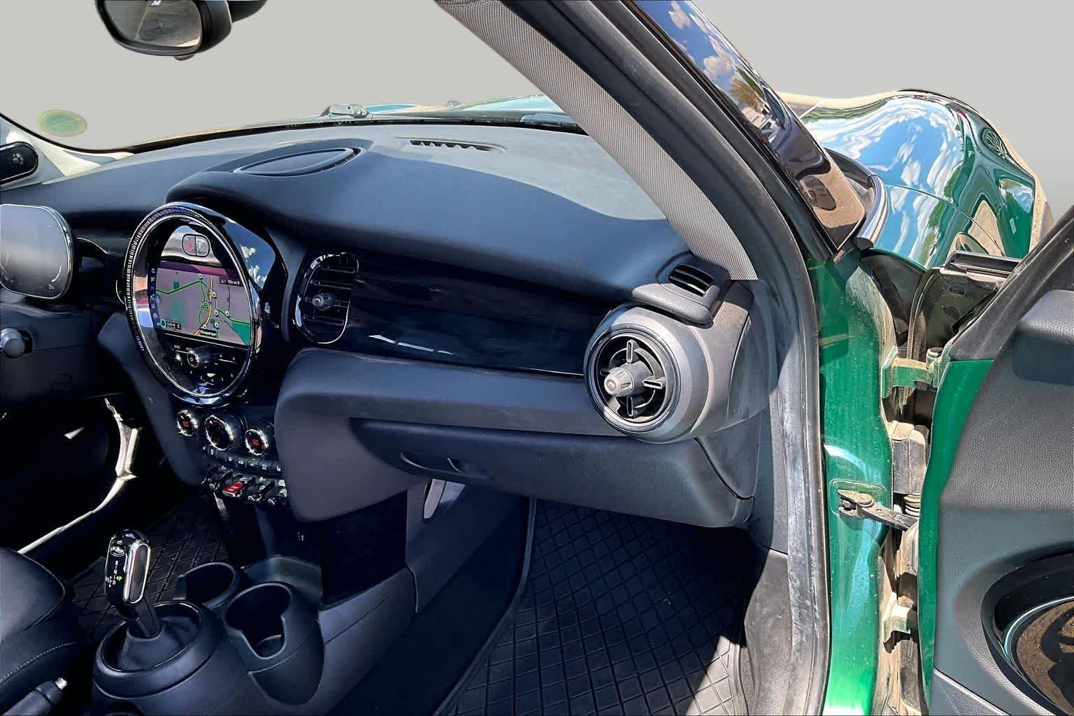 Used 2024 British Racing Green IV Metallic MINI Cooper S image 15