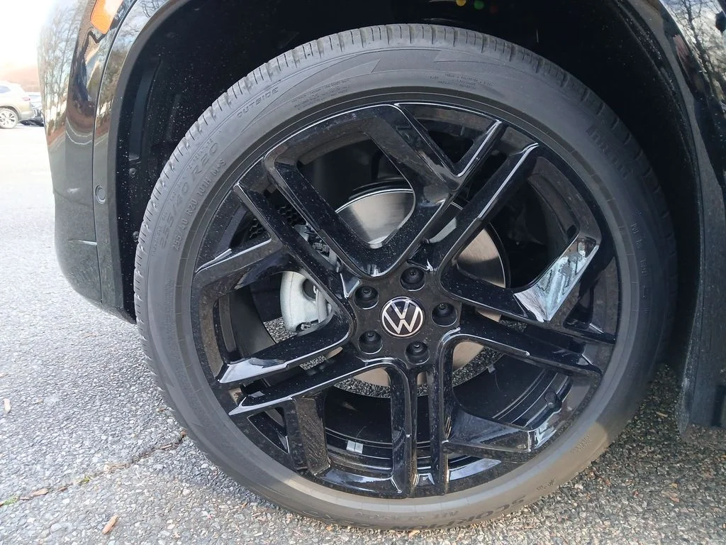 New 2026 Black Volkswagen 2.0T SE R-Line Black image 26