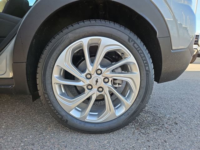 2027 Chevrolet Bolt LT - Photo 15
