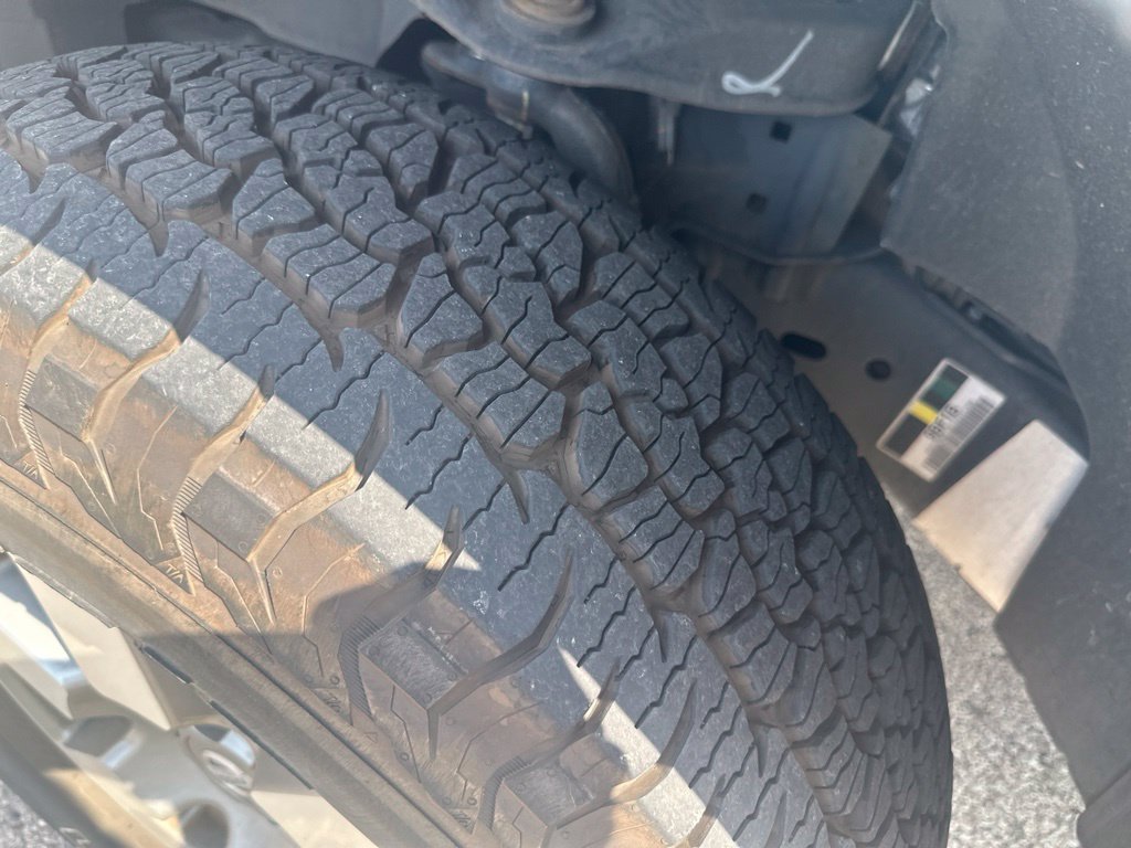 Used 2013 Blue Nissan PRO-4X image 9