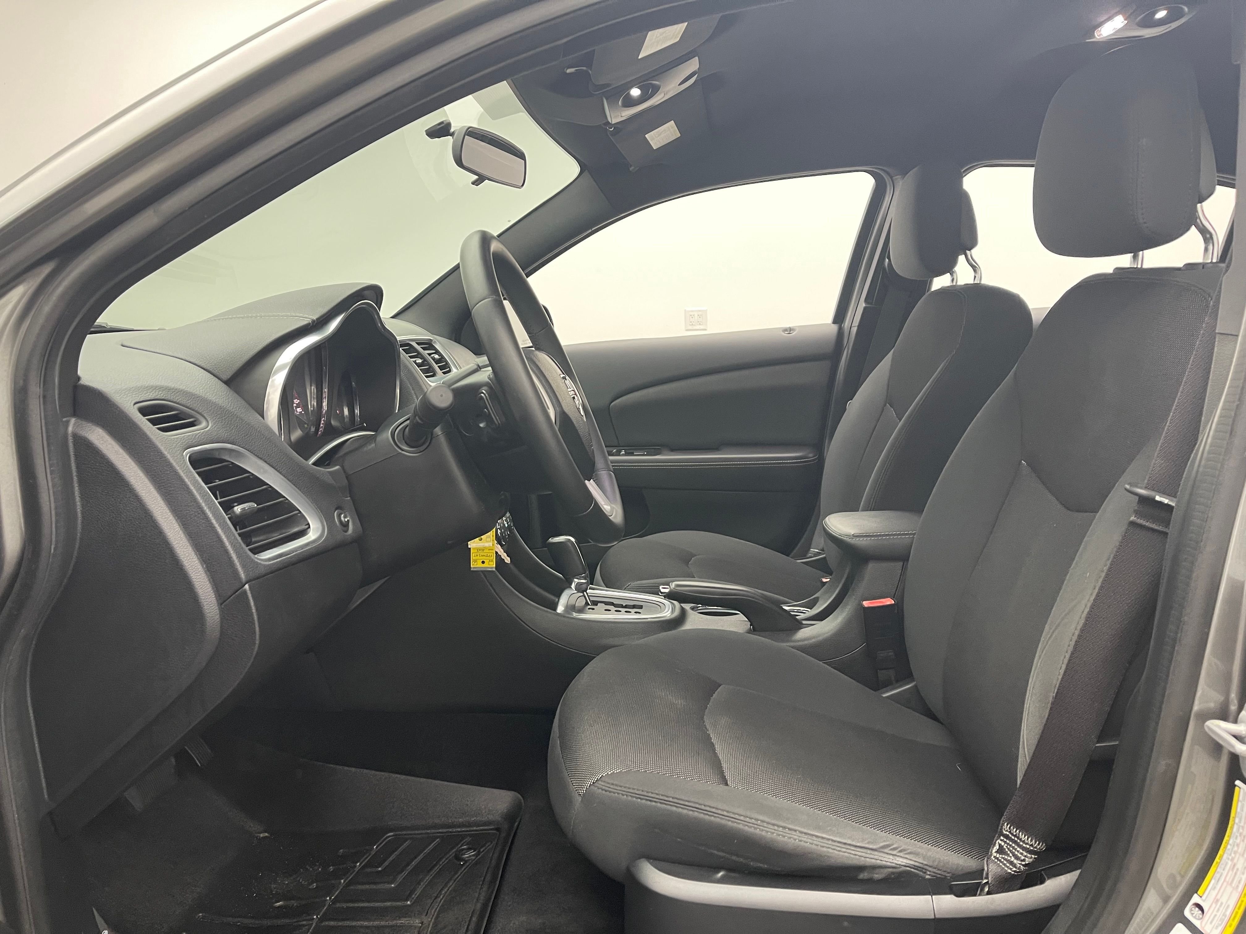Used 2013 Mineral Gray Metallic Clearcoat Dodge SXT image 14