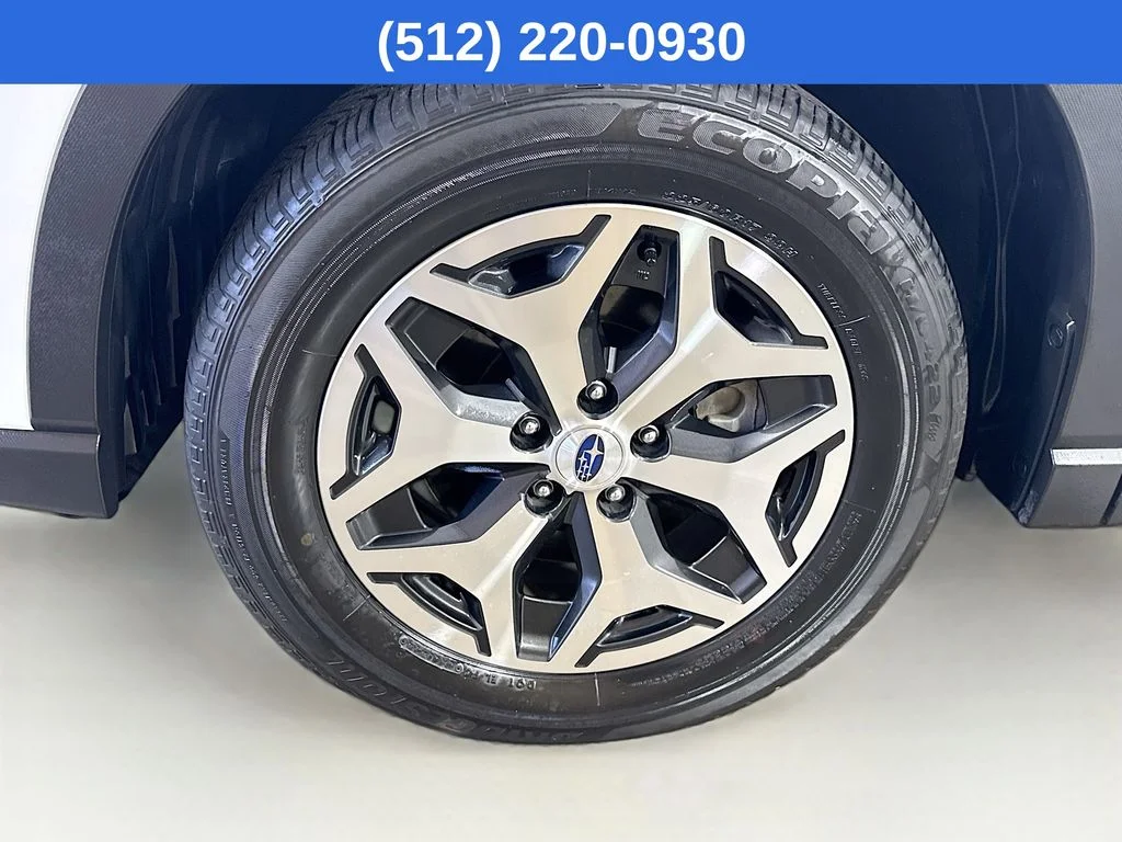 Certified Used 2024 White Subaru Premium image 40
