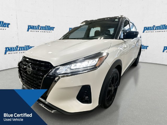 Certified Used 2021 Aspen White / Super Black Nissan SR image 1