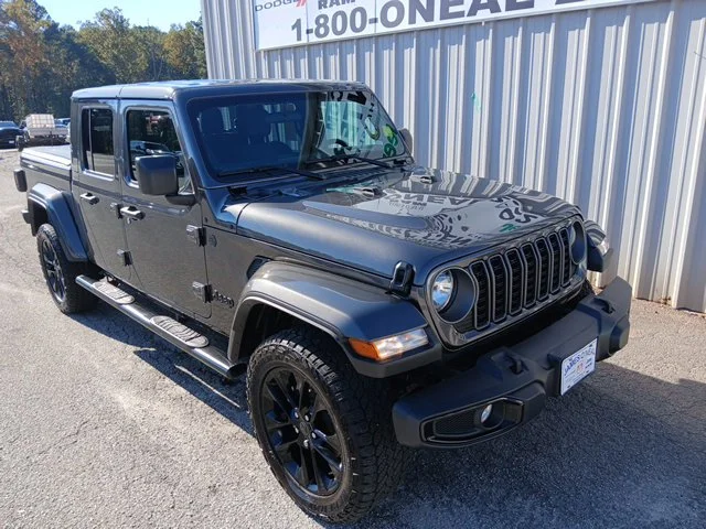 2025 Jeep Gladiator Nighthawk