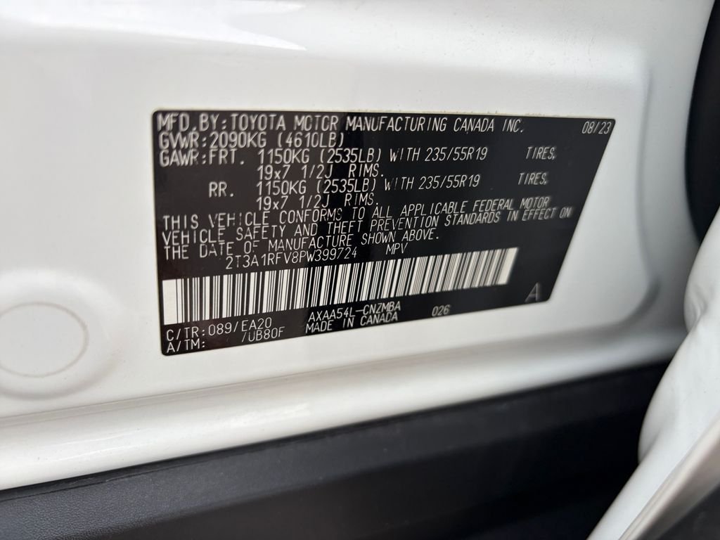 Used 2023 Beige Toyota XLE Premium image 20