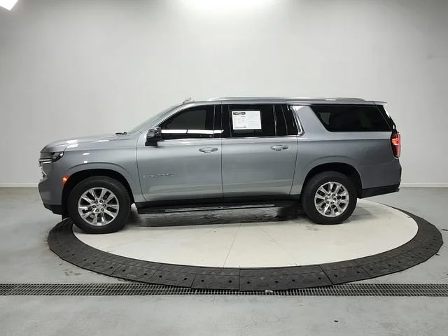 Used 2023 Sterling Gray Metallic Chevrolet Premier image 5