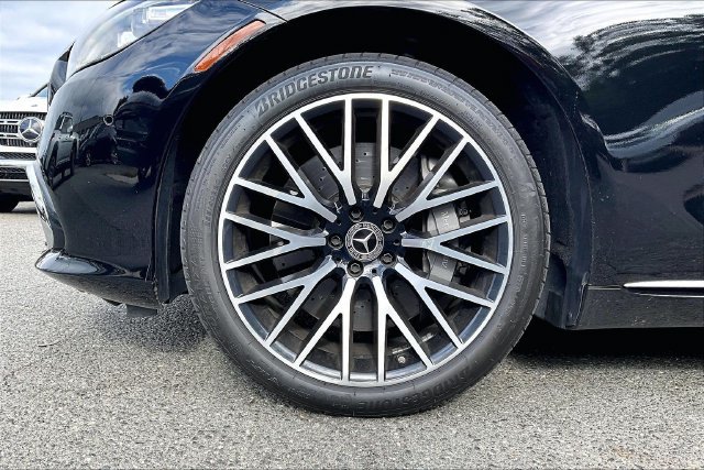 Used 2021 Black Mercedes-Benz S 580 image 5