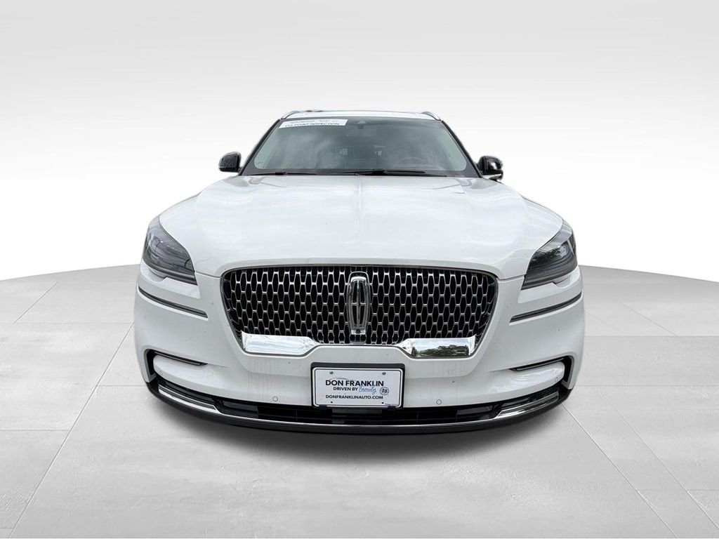 Used 2023 White Lincoln Reserve image 28