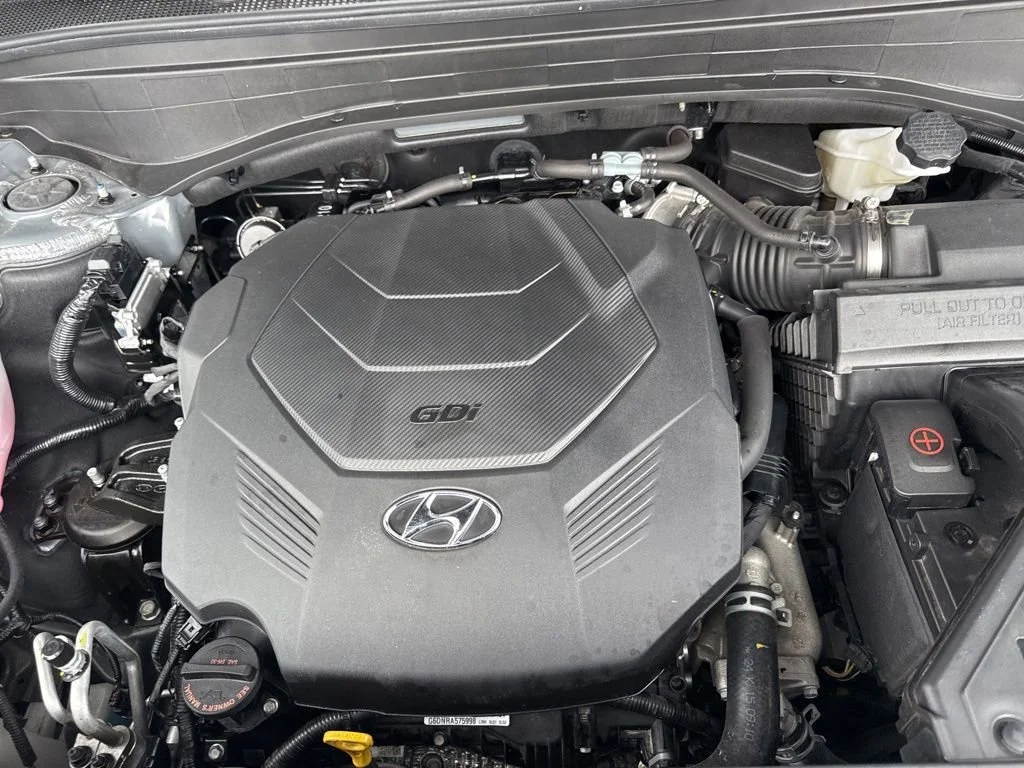 Used 2025 Charcoal Hyundai SEL image 10