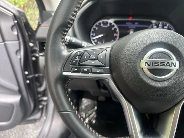 Used 2023 Gray Nissan SR image 16